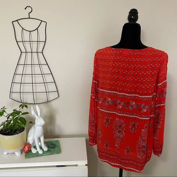 Red flowy blouse with white and mauve floral print - Picture 4 of 5